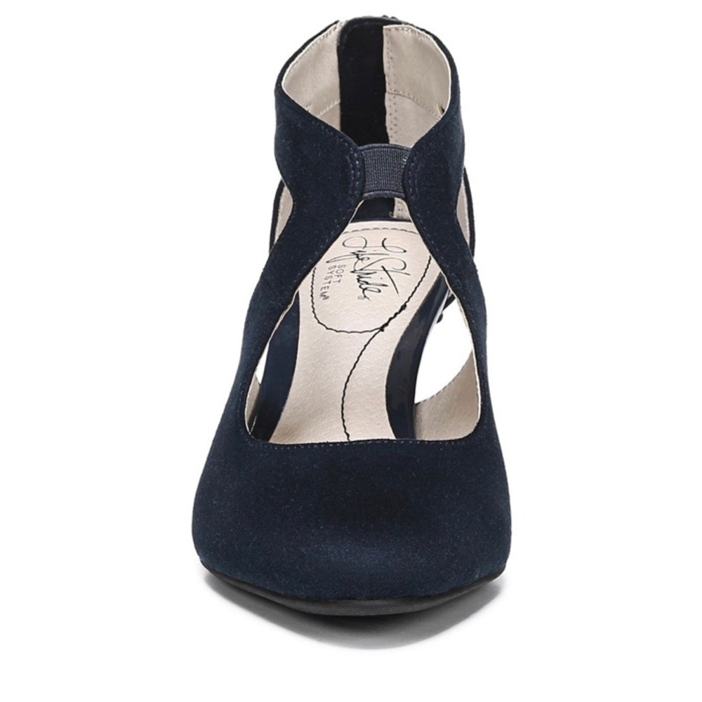 Women's Giovanna Pump Navy Heel - Picture 2 of 11